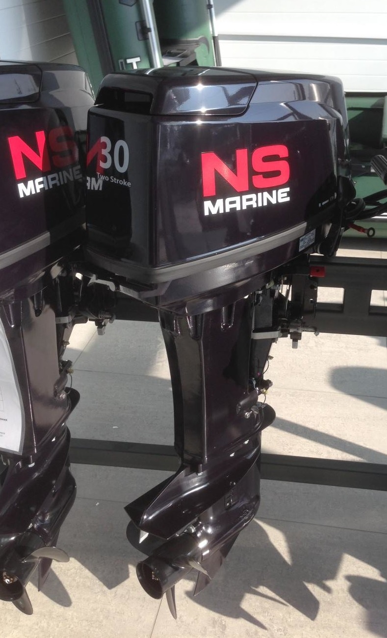 Лодочный мотор Nissan Marine NS 30H 1